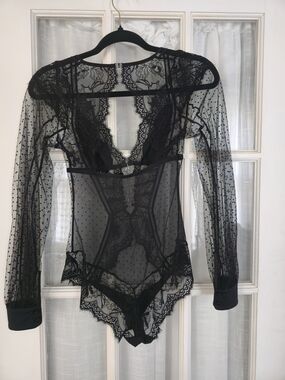 Thistle and Spire Black Sheer Lace Long-Sleeve Bodysuit